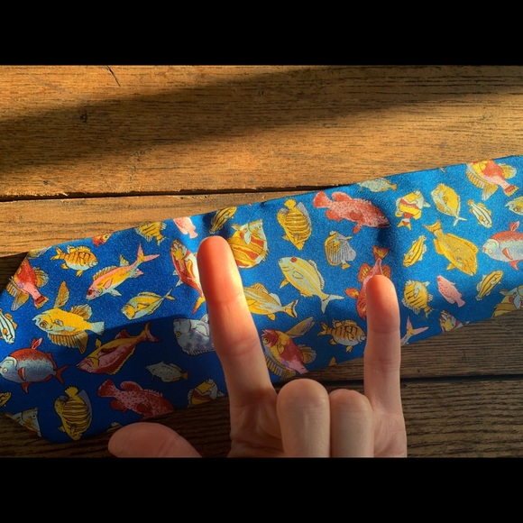 GUCCI Silk Fish 🐠 Tie